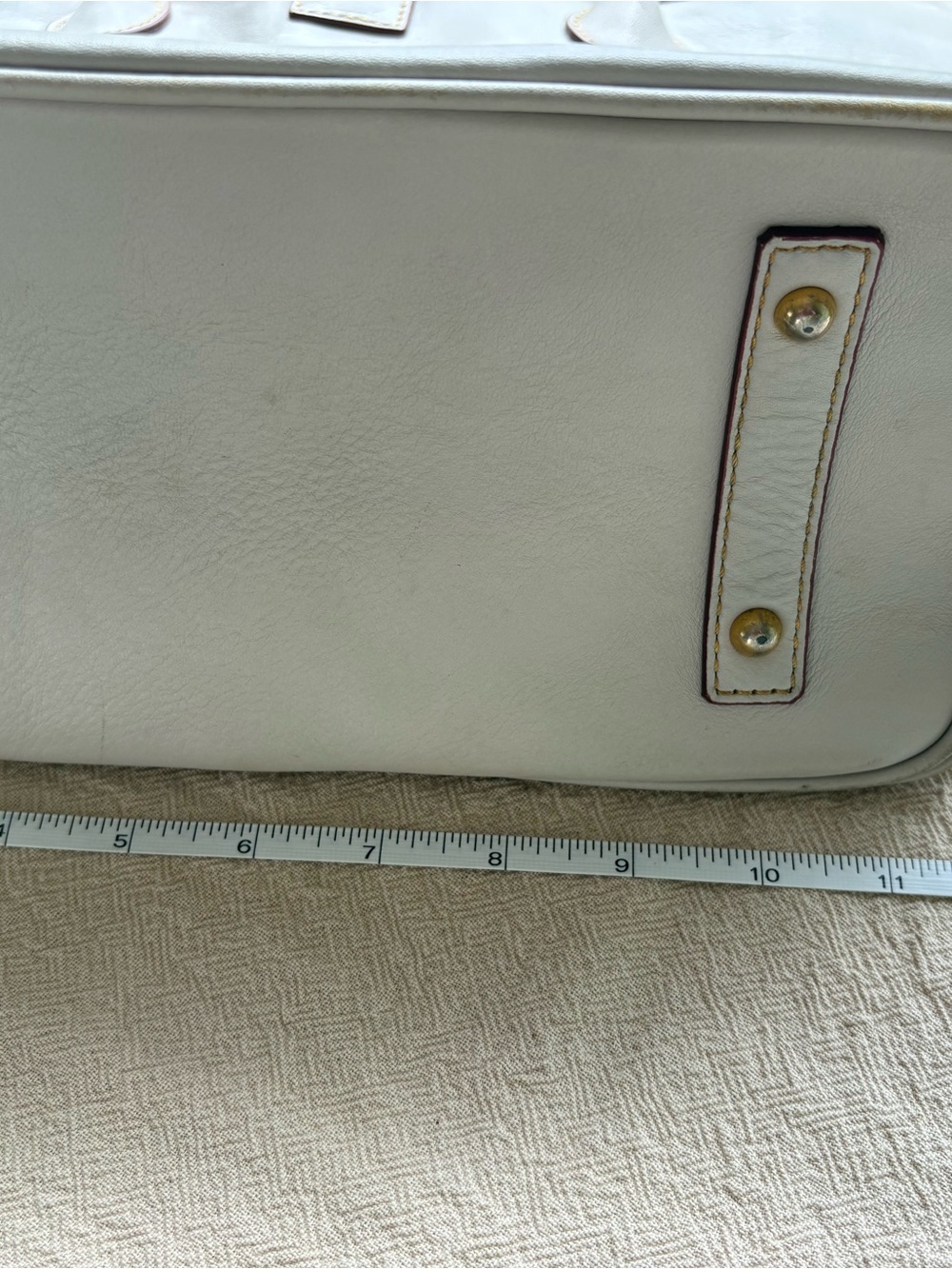 Dooney and Bourke Women's White Leather Tote Bag with Front Zip Pocket - Picture 14 of 16
